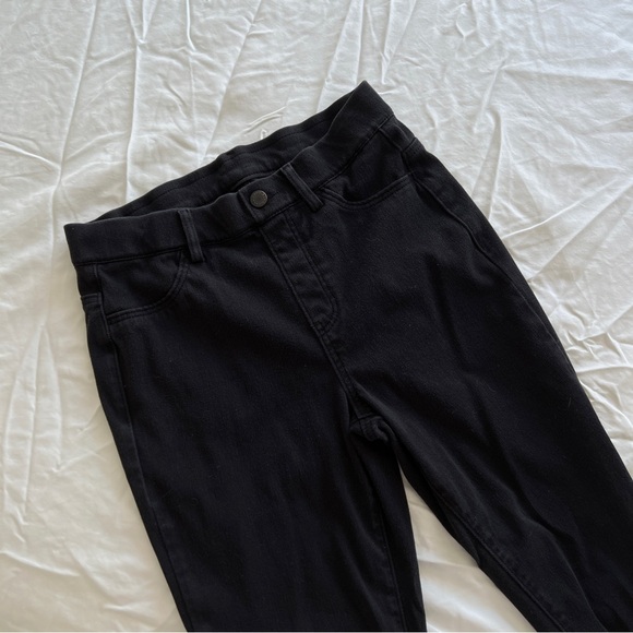 Uniqlo black pant - Picture 2 of 5